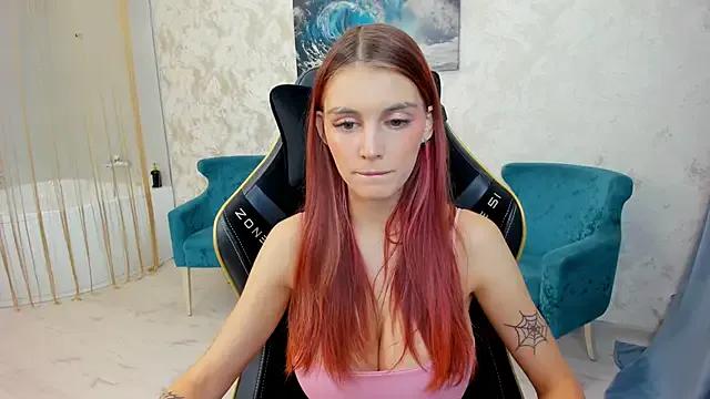 StripChat RedLipse is Private RedLipse — doggy close to camera