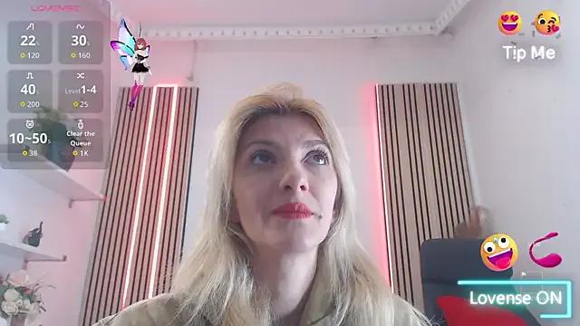 Freechat RileyLanna on StripChat