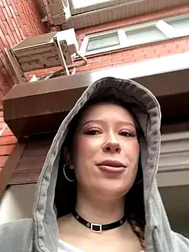 StripChat RollDolls is Freechat RollDolls — MAKE ASS RED