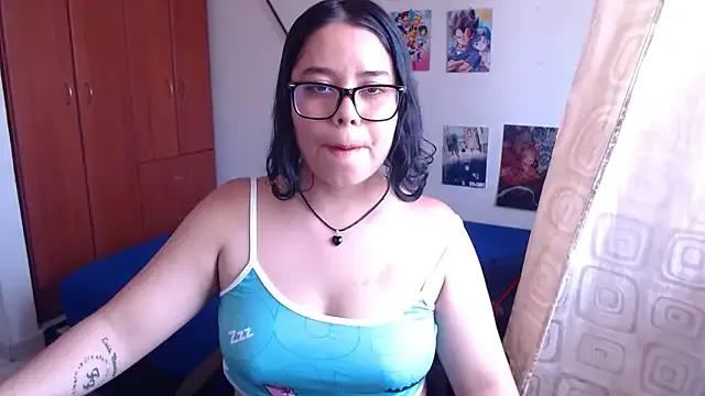 Freechat saenz_eymi on StripChat