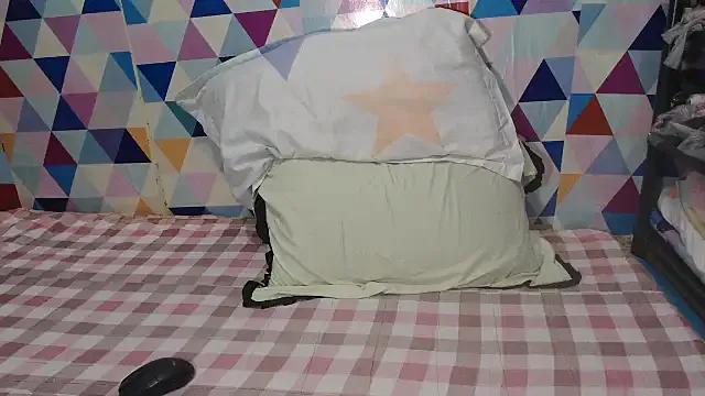 Freechat sassyerica69 on StripChat