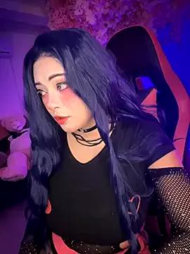 Freechat seraphine23 on StripChat