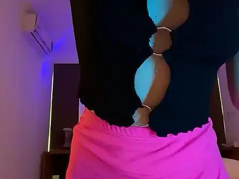 Freechat SirenaBelle on StripChat