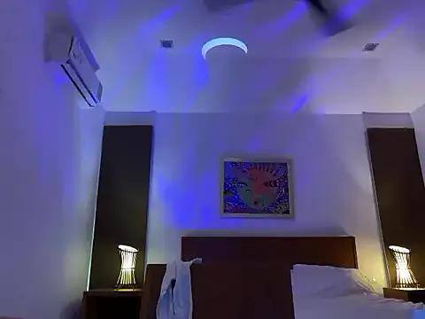 Freechat SirenaBelle on StripChat