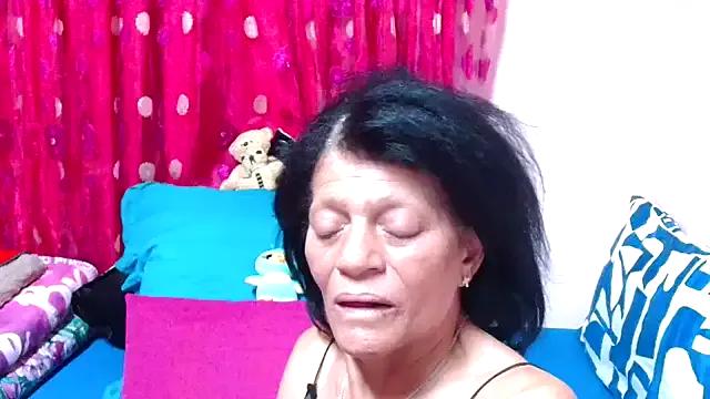 StripChat SLUTTYROXY is Freechat SLUTTYROXY — plz gents tip its appreciated i need u