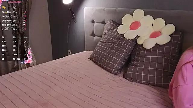 Freechat soft_babe on StripChat