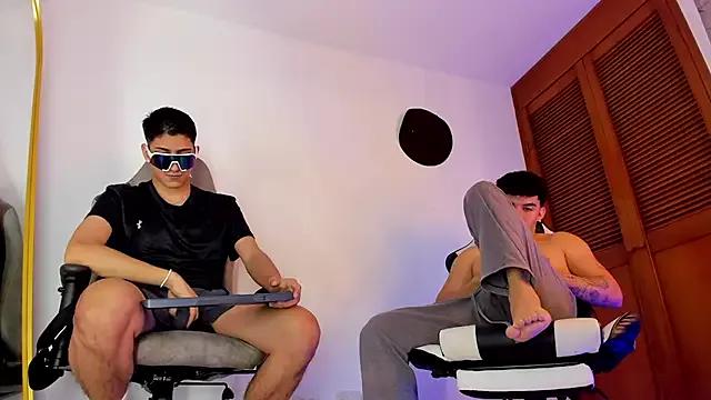 Freechat sotooliver3 on StripChat