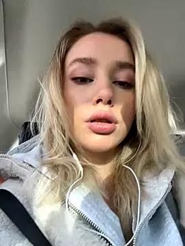 Private SSSATIVA_model on StripChat