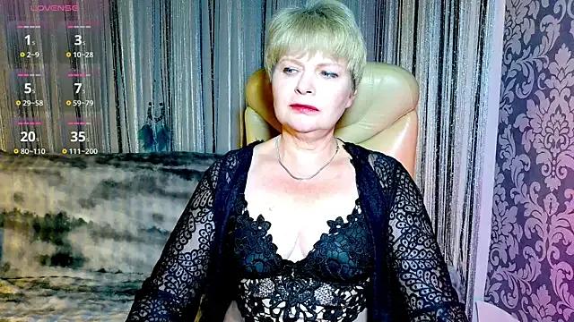 Tess_Terners on StripChat 