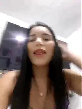 Freechat the_queen_of_street on StripChat