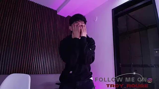 troy_rouge — Oil in body