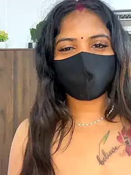 Freechat V-Hot-Sweti on StripChat