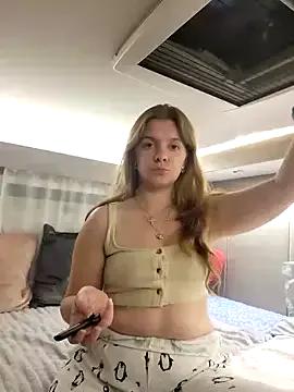 Freechat VanLifeVixen on StripChat