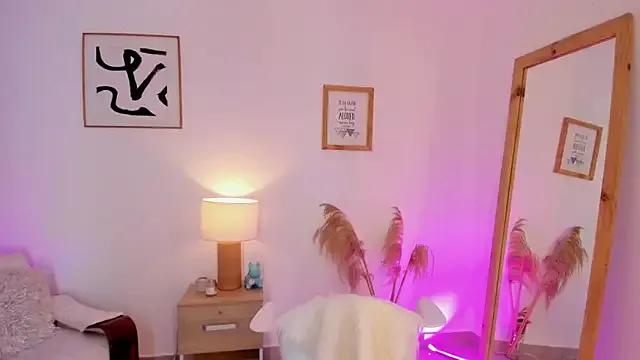 viooletaa on StripChat 