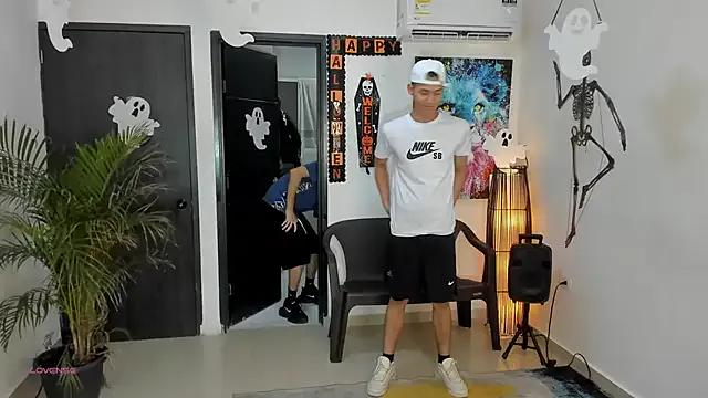 Private Voyeurism_guyss on StripChat