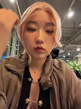 Freechat winter11 on StripChat