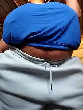 Freechat winterqueenx on StripChat