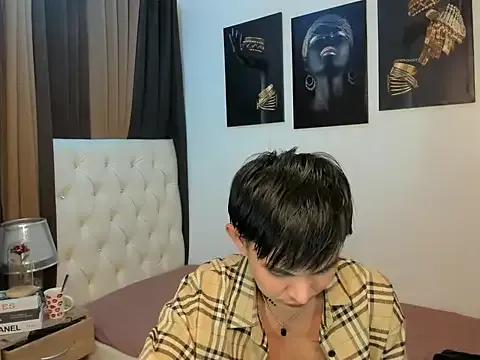 Freechat XloverXsiantwink on StripChat