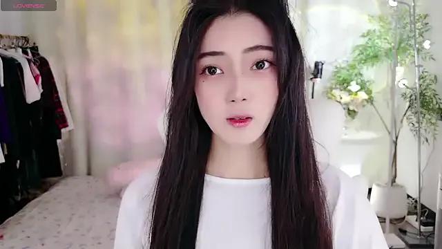 Freechat yangyang-777 on StripChat