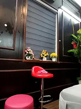 Freechat zizi_public on StripChat